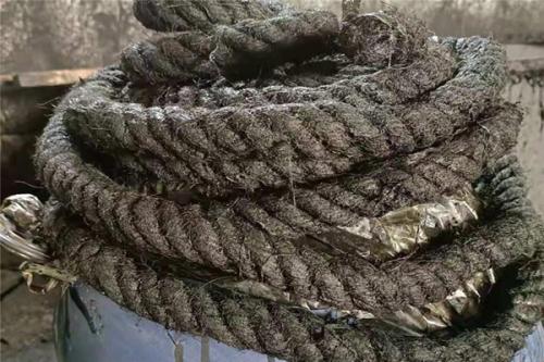 沥青麻绳“遇水膨胀”密封施工全解析  第3张